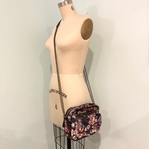 Discounted shipping! Floral Velvet Double-Zip Double-Chain Crossbody